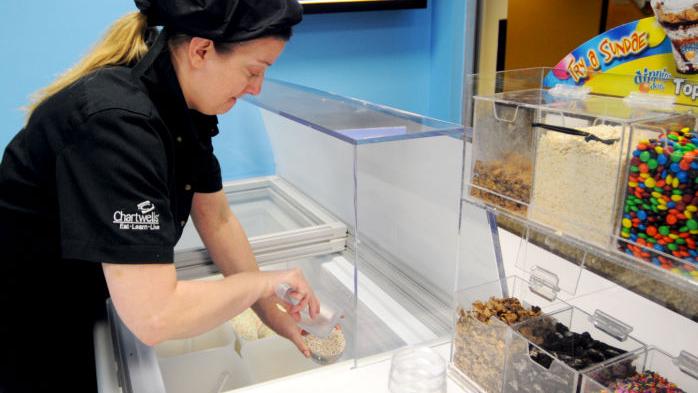 Dippin Dots Opens New Sundae Shop On Siu S Campus Local News Thesouthern Com