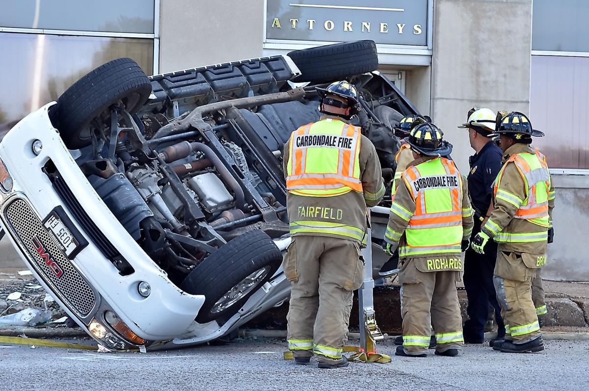 At least one killed in Carbondale crash Local News