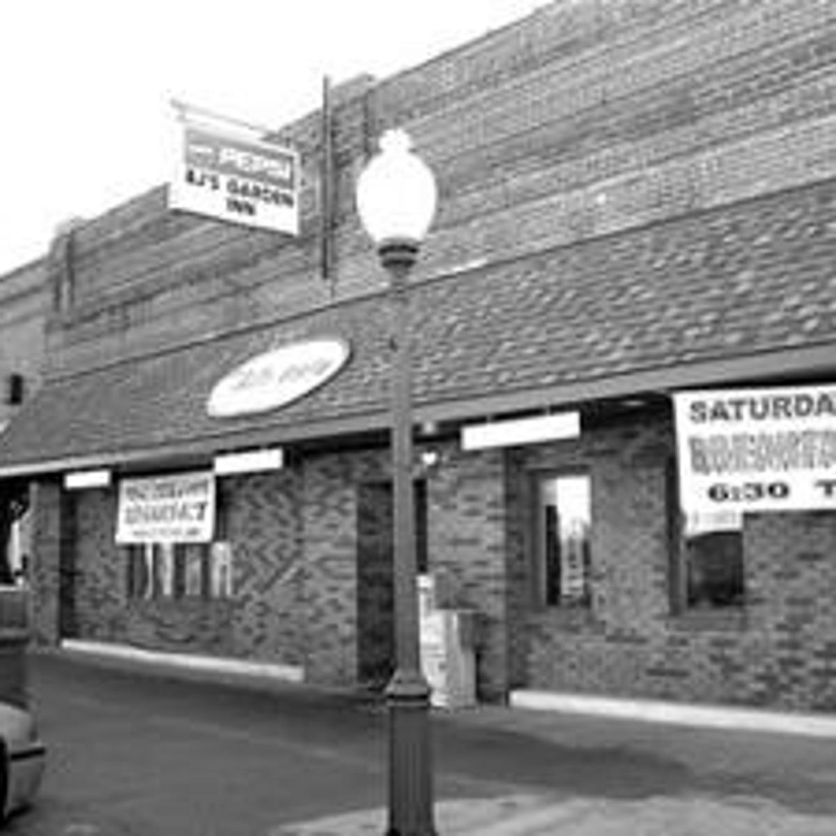 Top 20 Restaurant Of The Week B J S Garden Inn In Du Quoin