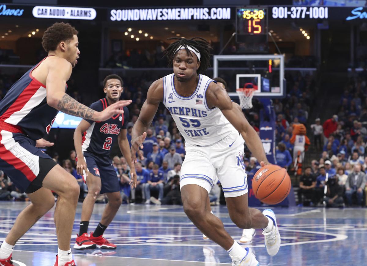 Achiuwa Scores 25 No 16 Memphis Holds Off Ole Miss 87 86