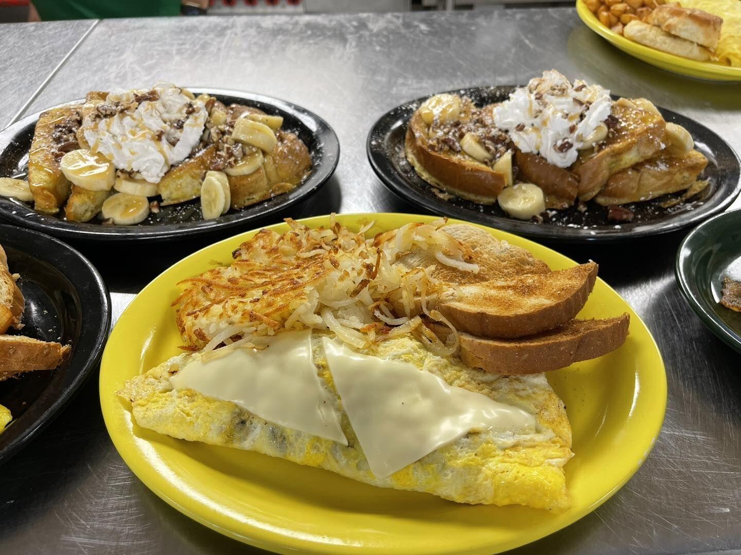 Eats of the Week | Bonnie Café grows by focusing on family, food 