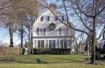 Amityville House (Amityville, NY)
