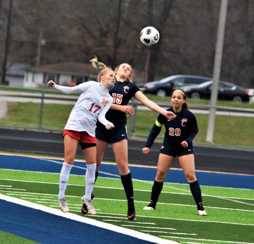 Girls Soccer Murphysboro, Carterville play to a tie on Lions new