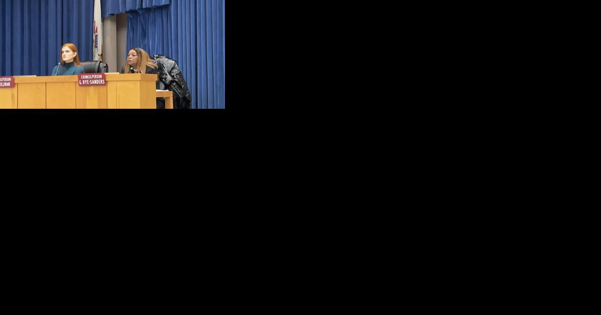 Carbondale residents comment on trees, housing, abortion at Tuesday meeting - Vimarsana News