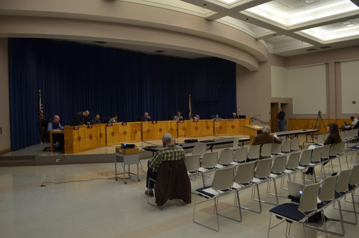 Carbondale council hears proposal on servers' pay from One Fair Wage