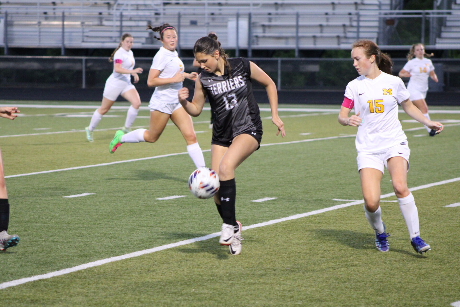 Carbondale girls soccer win dogfight over Marion