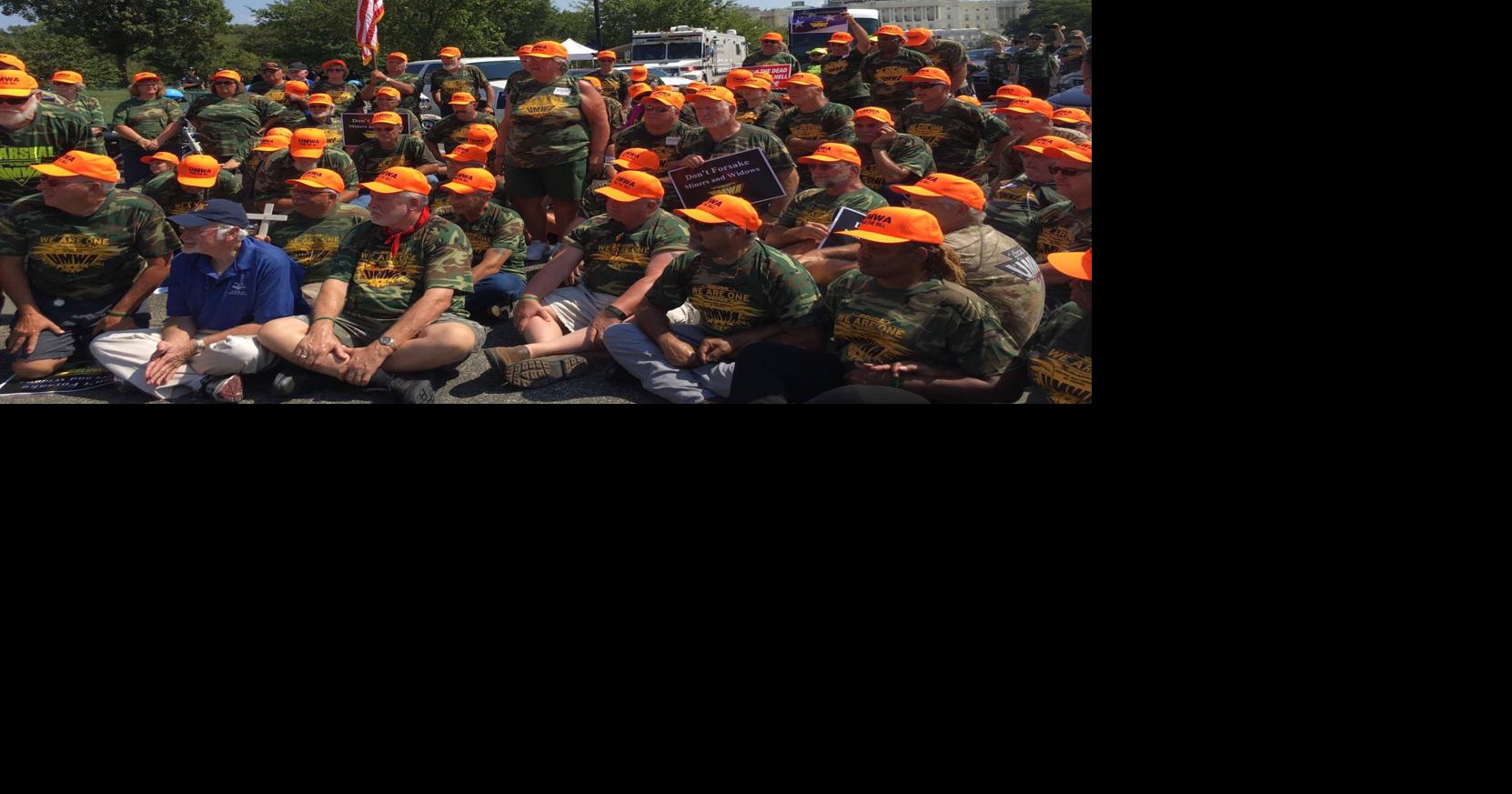 'Our last stand': Thousands of coal miners rally on US Capitol lawn ...