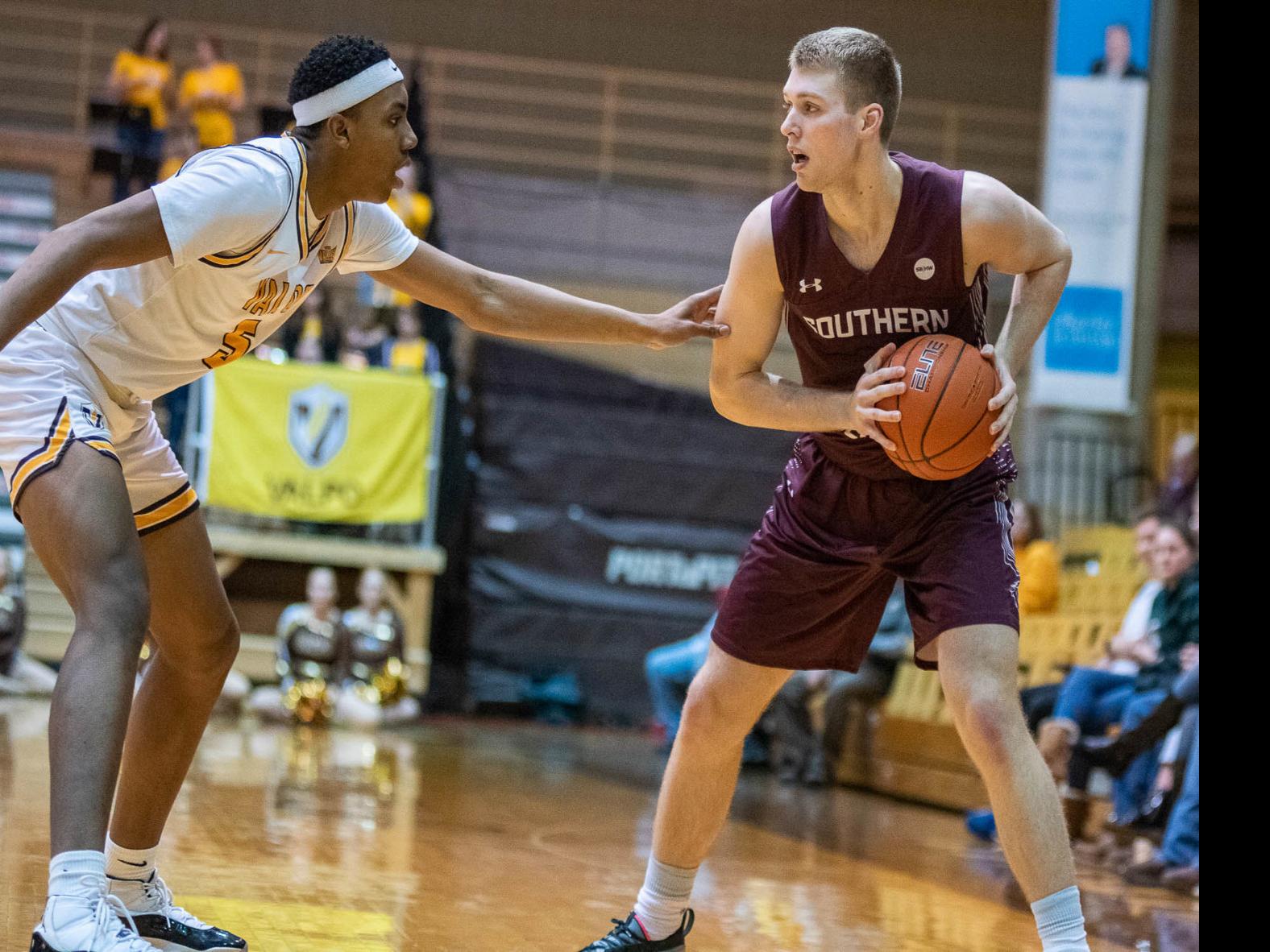 Siu Men S Basketball Salukis To Play At Tulsa During Non