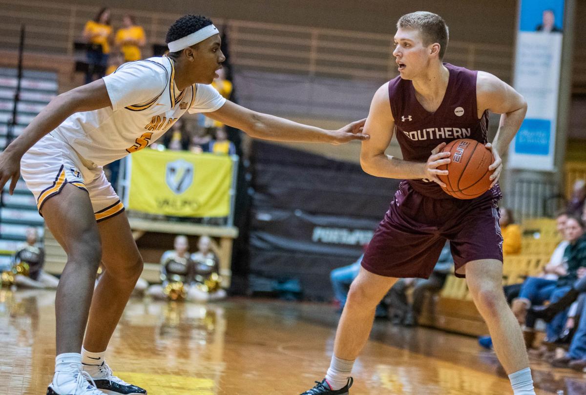 Siu Men S Basketball Salukis To Play At Tulsa During Non