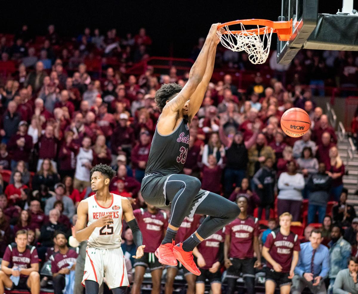 Siu Men S Basketball Lloyd Proves Elusive In Salukis 83 73 Win