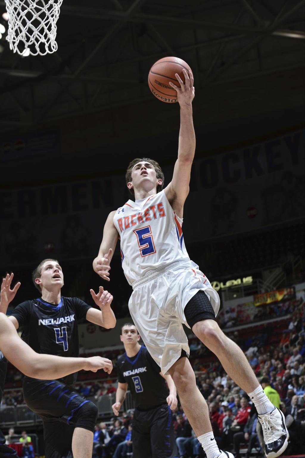Boys Basketball Centralia Mater Dei Tournaments Continue