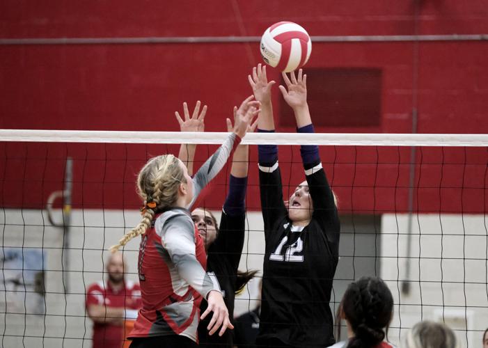 High School Volleyball West Frankfort gets past Harrisburg High School Sports