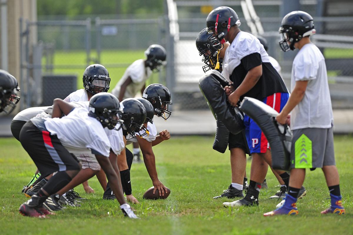 High School Football Practice Opens With High Hopes Carbondale