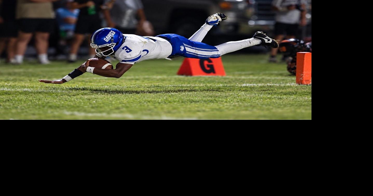 Chester rallies past Sparta-Steeleville