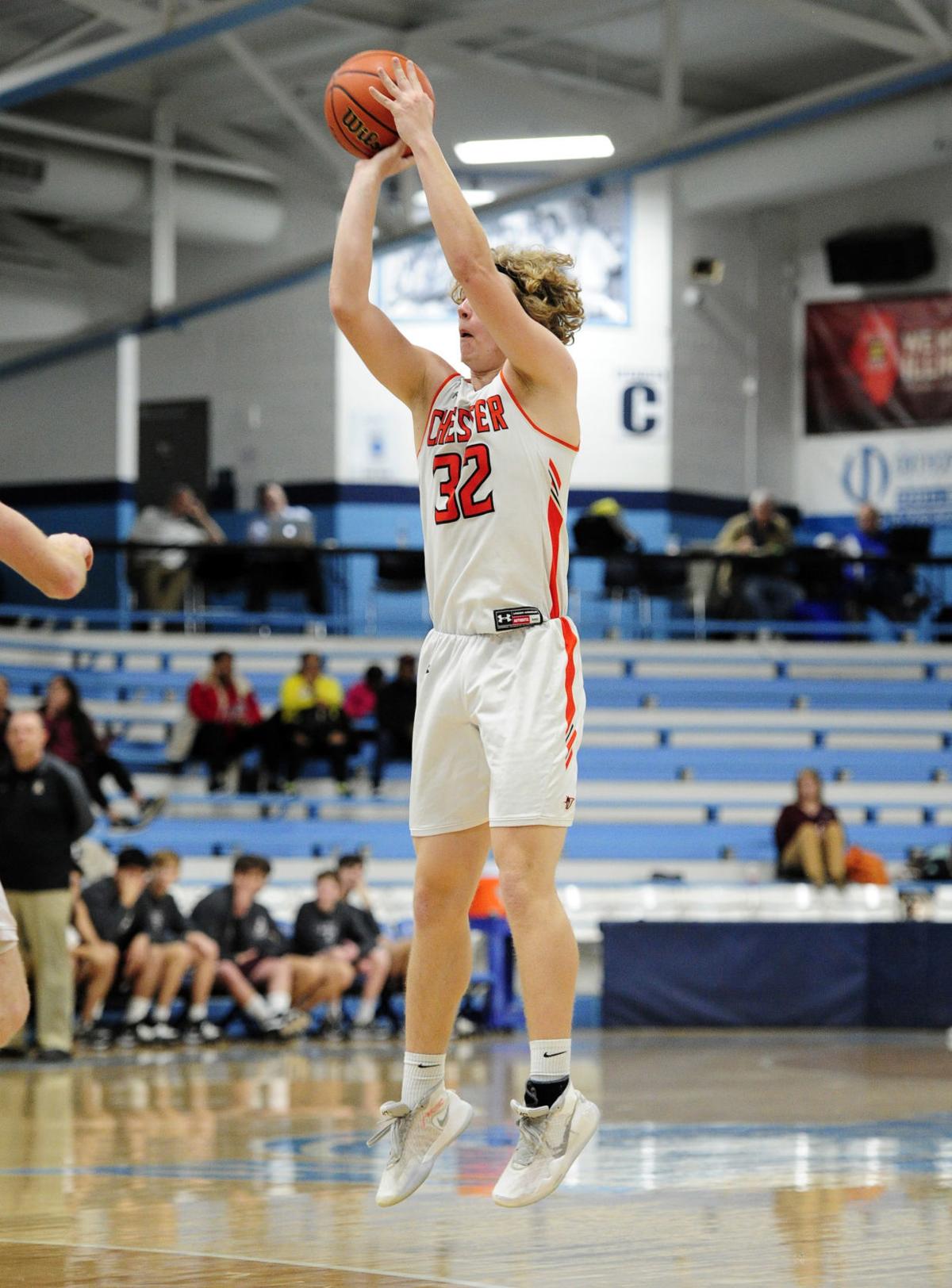 Prep Boys Basketball Brumleve leads Cobden to win over Chester at