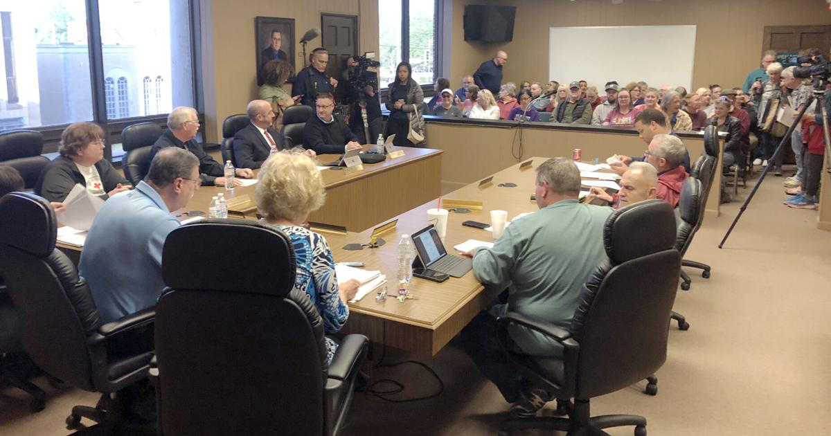 Library Headlines Public questions status of Metropolis Public Library board | Latest ...