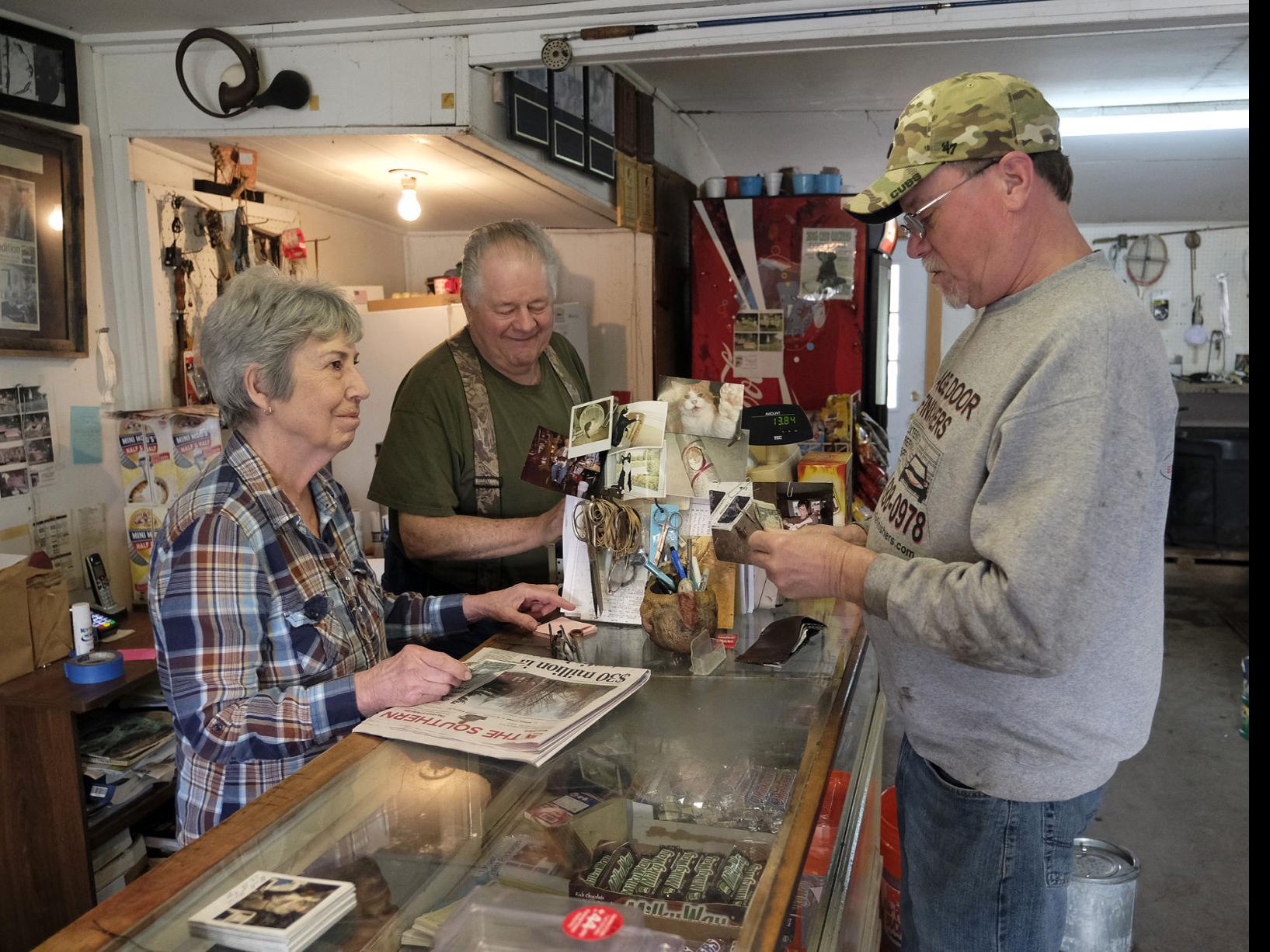 Cooksey S Bait Shop Proprietors Selling Their Shop In Marion After 39 Years Outdoors Wildlife Hunting Thesouthern Com