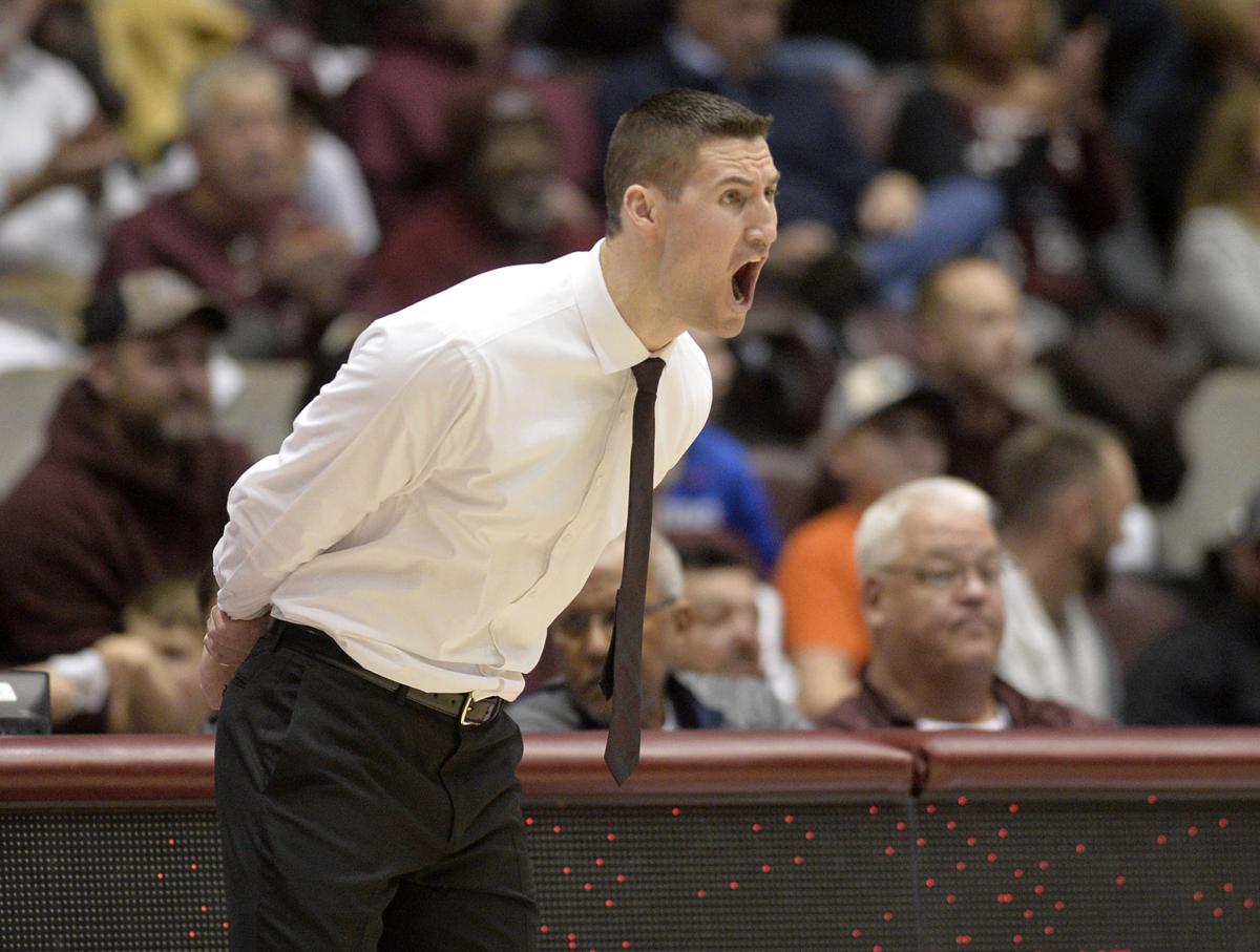 022720-spt-siu-mbb-07.jpg