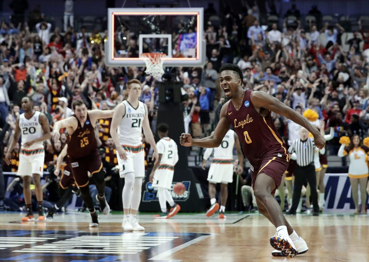 Ingram S Last Second 3 Lifts Loyola Past Miami 64 62 Salukimania Thesouthern Com