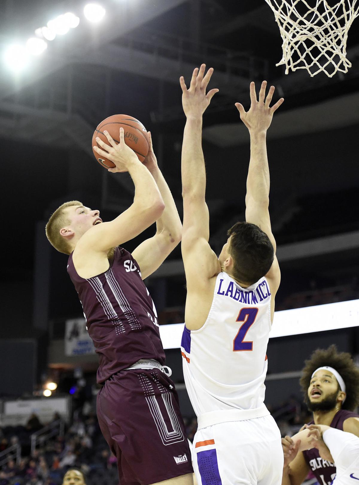 Siu Men S Basketball Salukis Happy To Have Lessons After Win