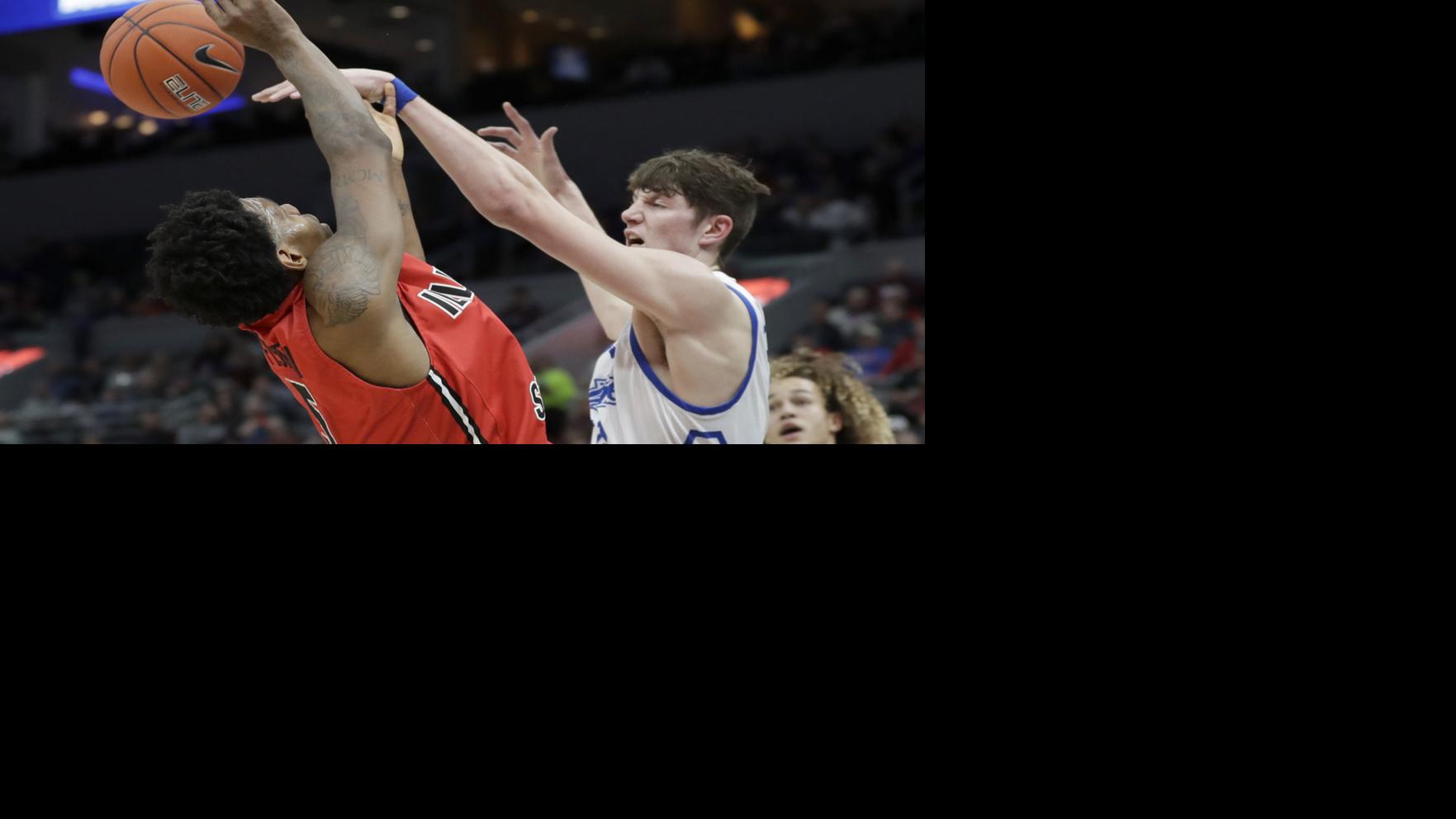 Mvc Men S Basketball Drake Center Robbins Intends To Transfer Salukimania Thesouthern Com
