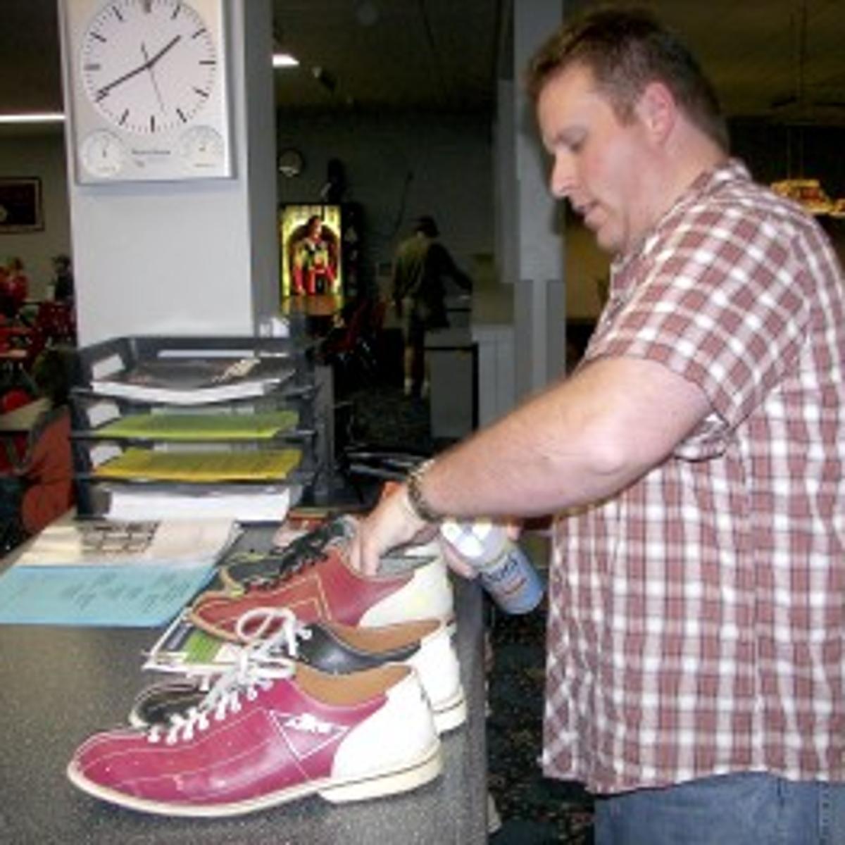 On The Job A Day As A Bowling Center Porter Sports Thesouthern Com