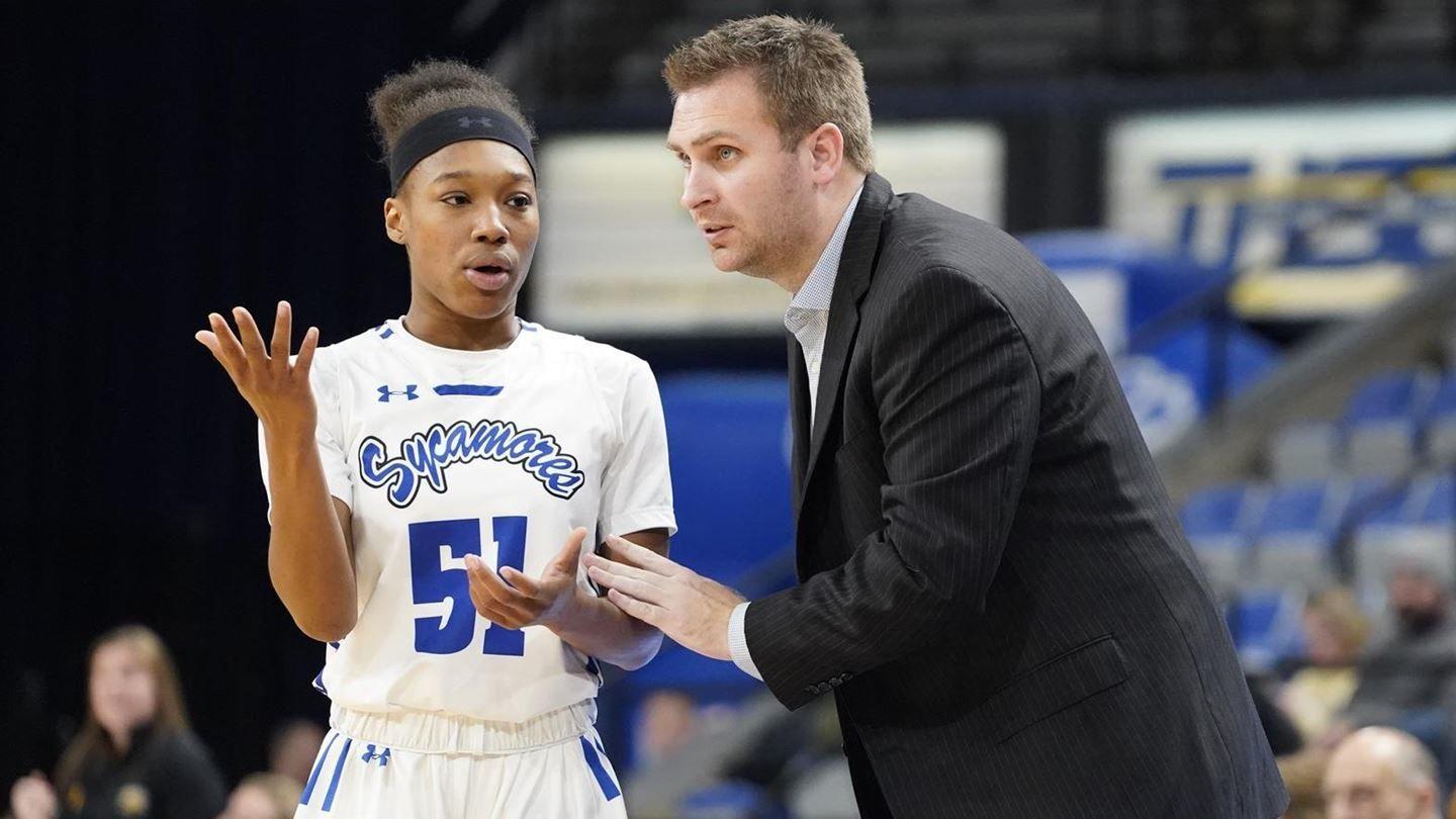 Mvc Notebook Former Saluki Scheidecker Returning To Wabash Valley