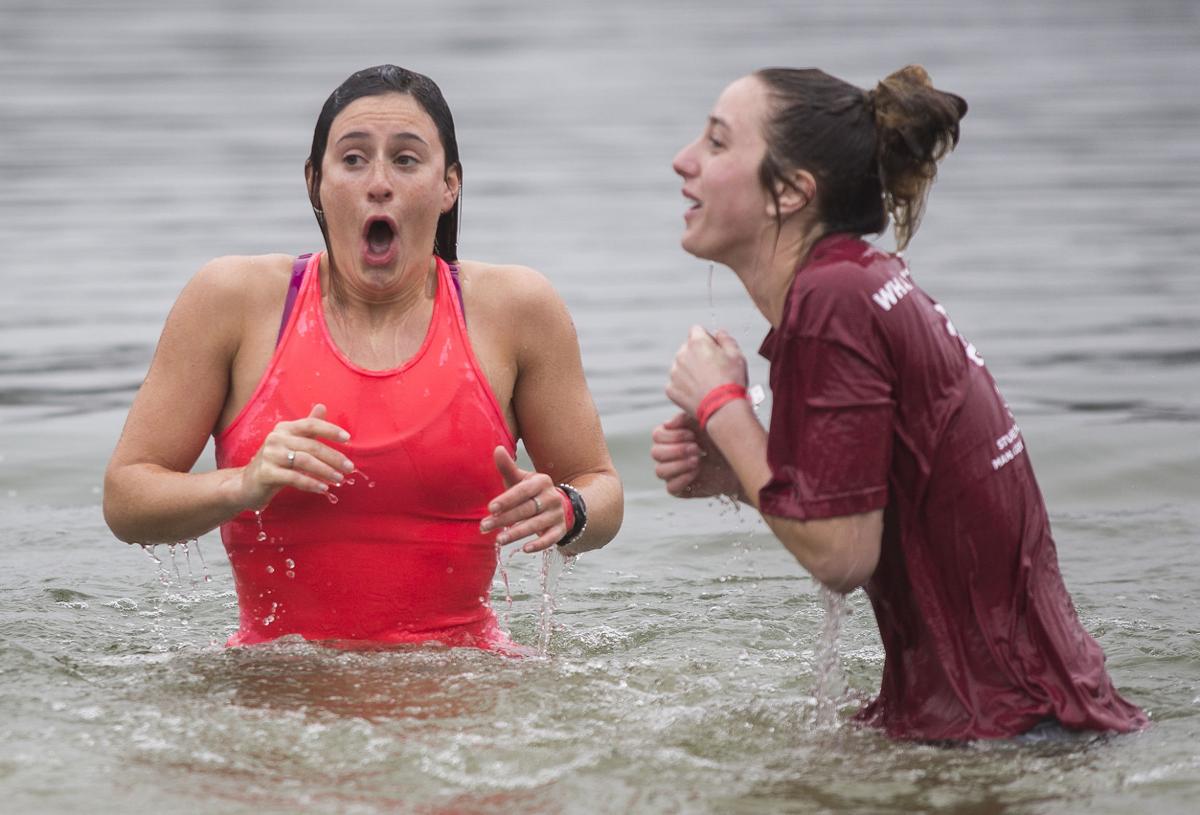 Polar Plungers Brave Cold Temperatures For A Good Cause Carbondale Thesouthern Com
