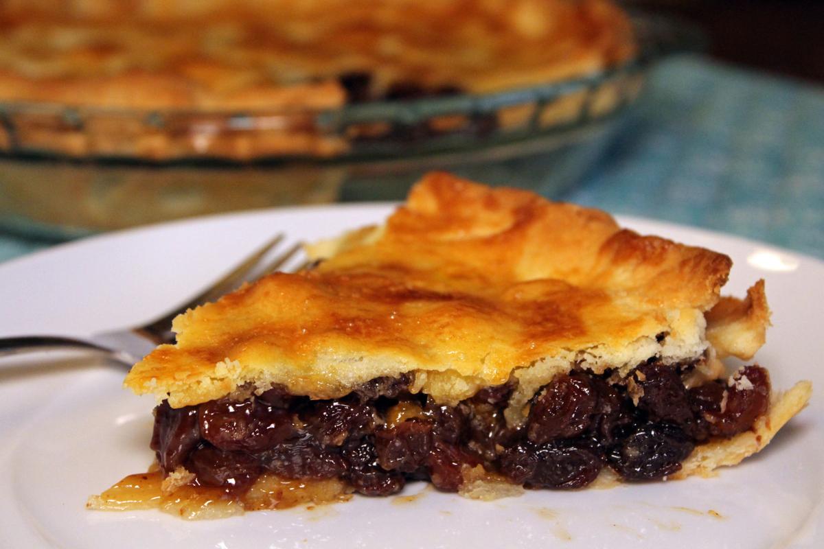 Taste Classic Raisin Pie Foodandcooking