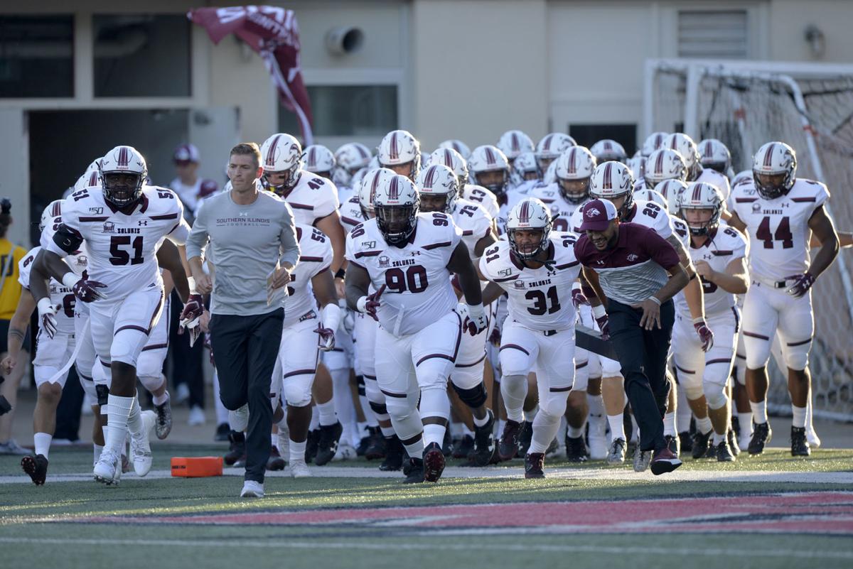 Siu Football Salukis Looking To Extend Hill S Contract