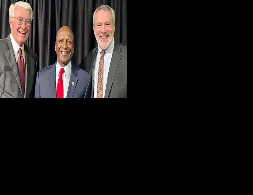 Jesse White receives Simon-Edgar Award - Vimarsana News