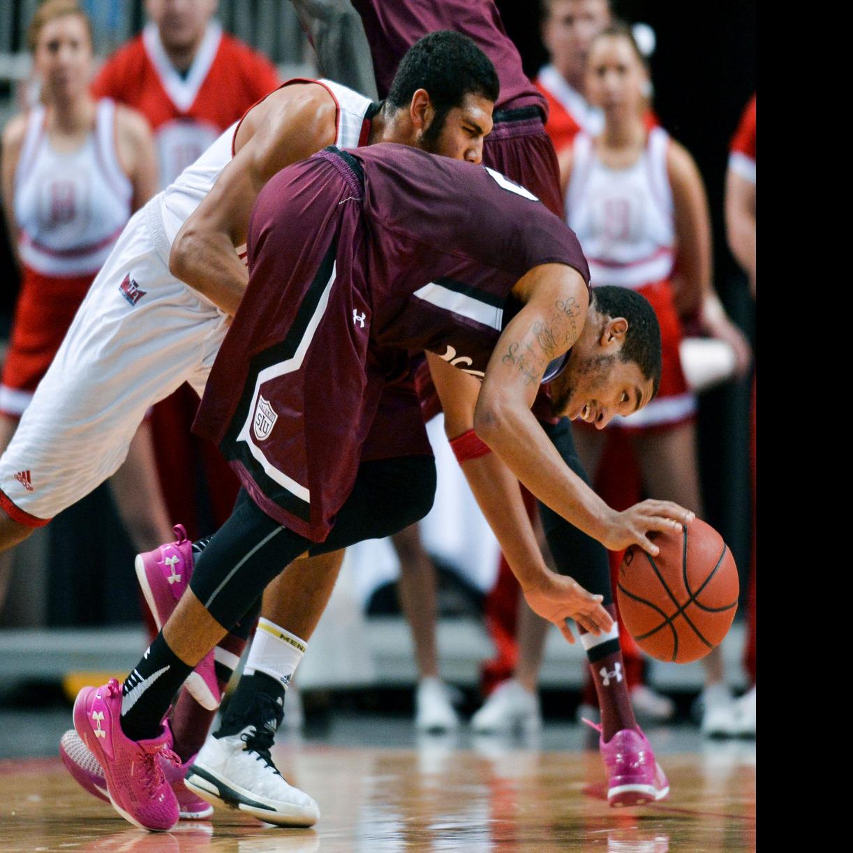 Salukis Jump Out Early At Bradley Roll To 6th Straight Victory