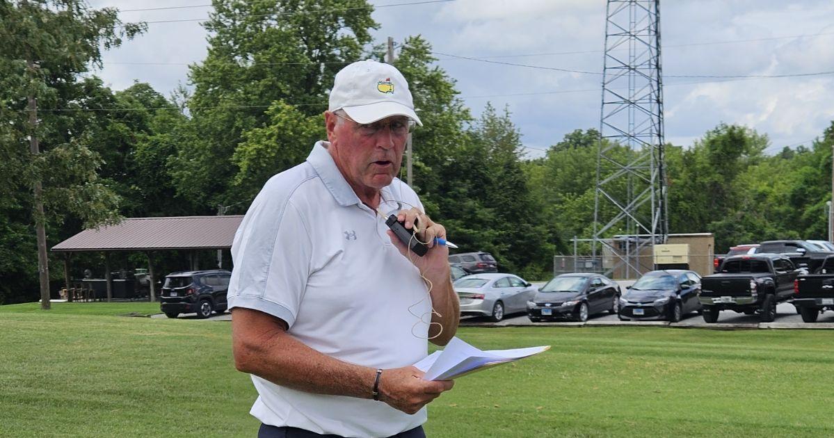A-J's Woodward steps down as golf coach
