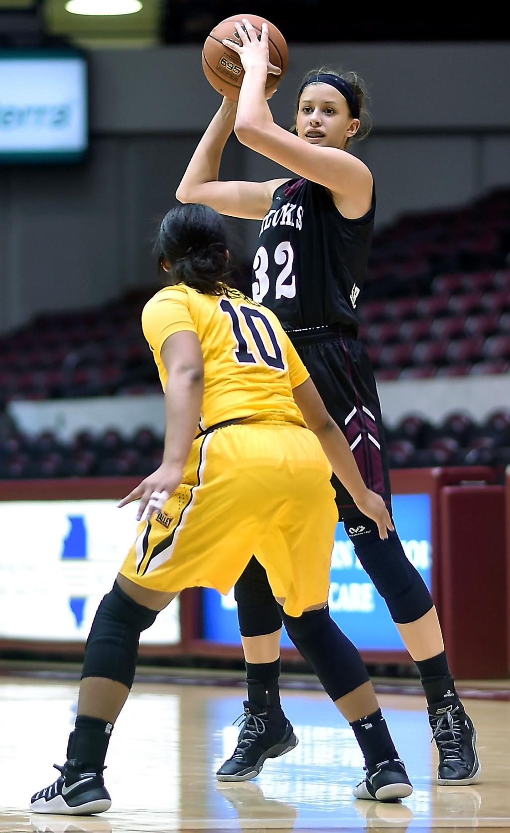 Saluki Women Sweep Wichita State Saluki Basketball Thesouthern Com