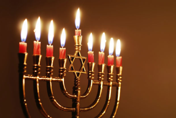 Sunday Night Football' to feature first-ever Hanukkah menorah