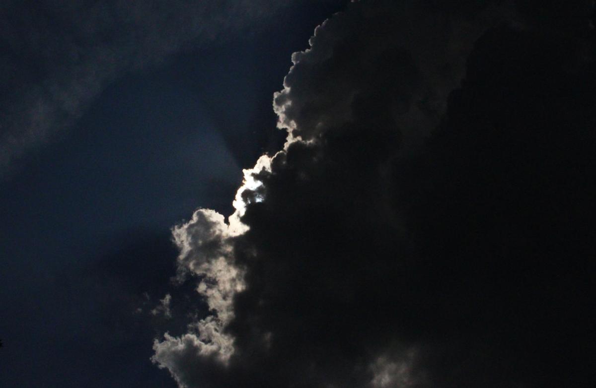 082217-nws-eclipse-greg-before-totality