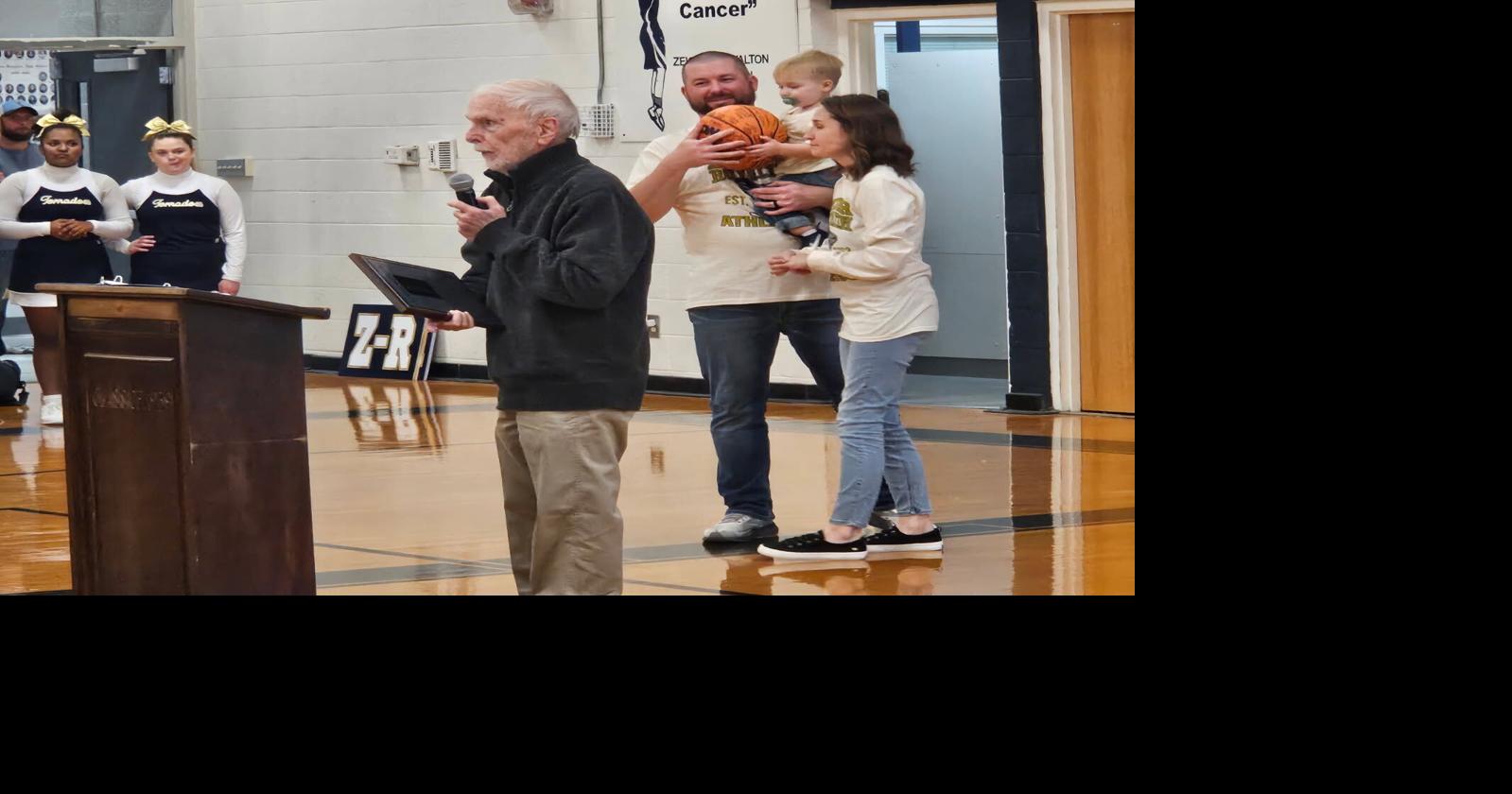 Cobden sports photographer, more of 40 years honored at game ...