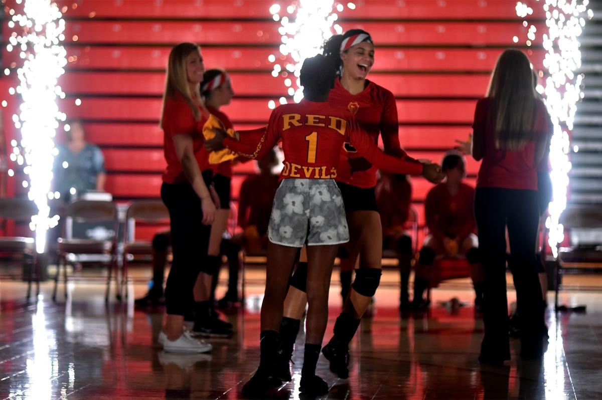 Murphysboro volleyball hosts Carbondale