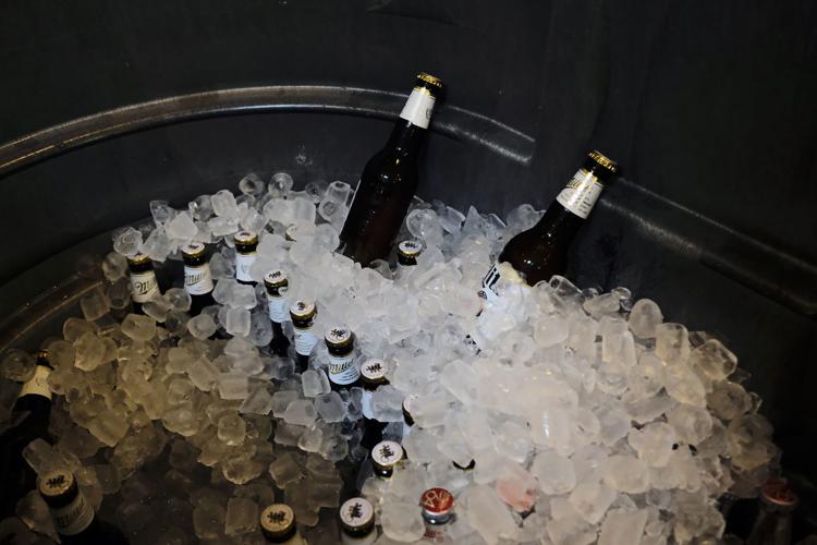 Dizzying 7figure Queen of Hearts jackpot draws hundreds to Steeleville