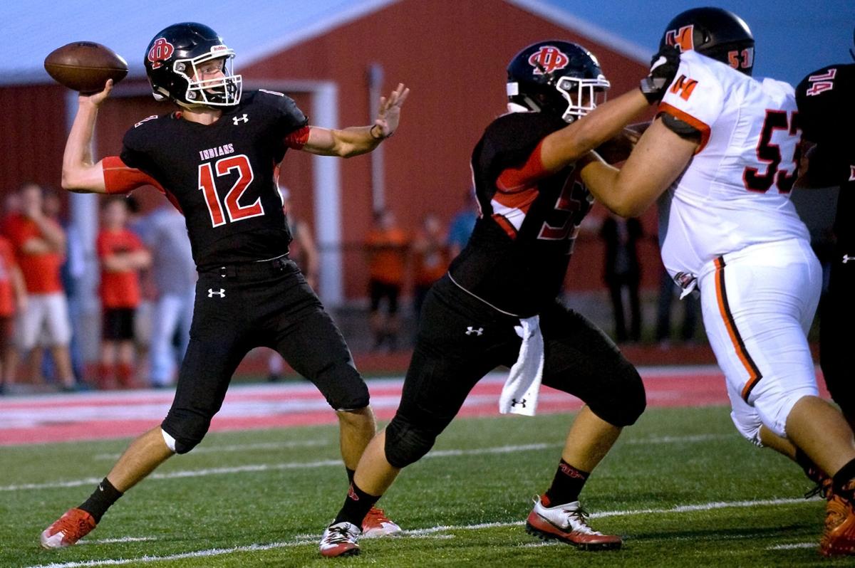 Prep football: Du Quoin defeats Herrin