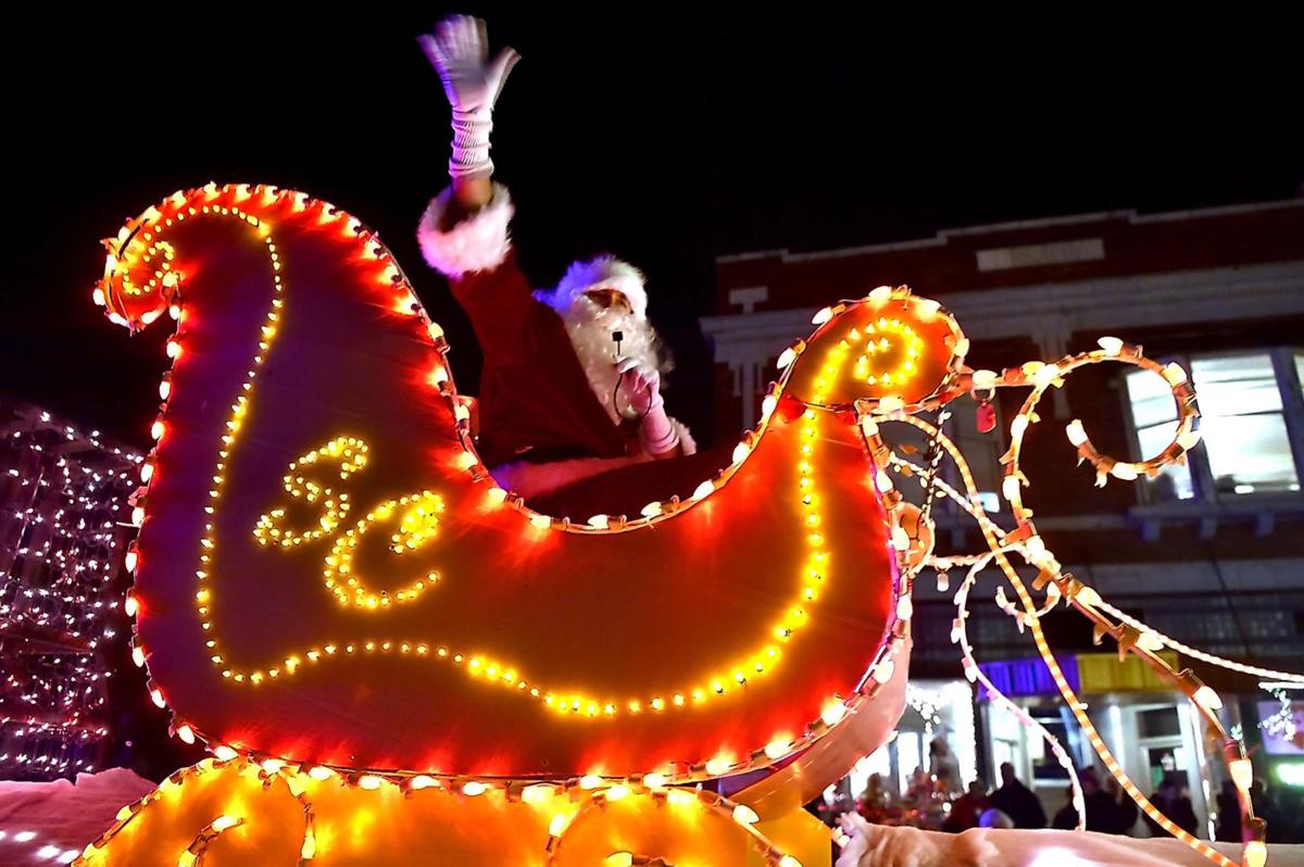 Carbondale Connections | Lights Fantastic Santa Claus