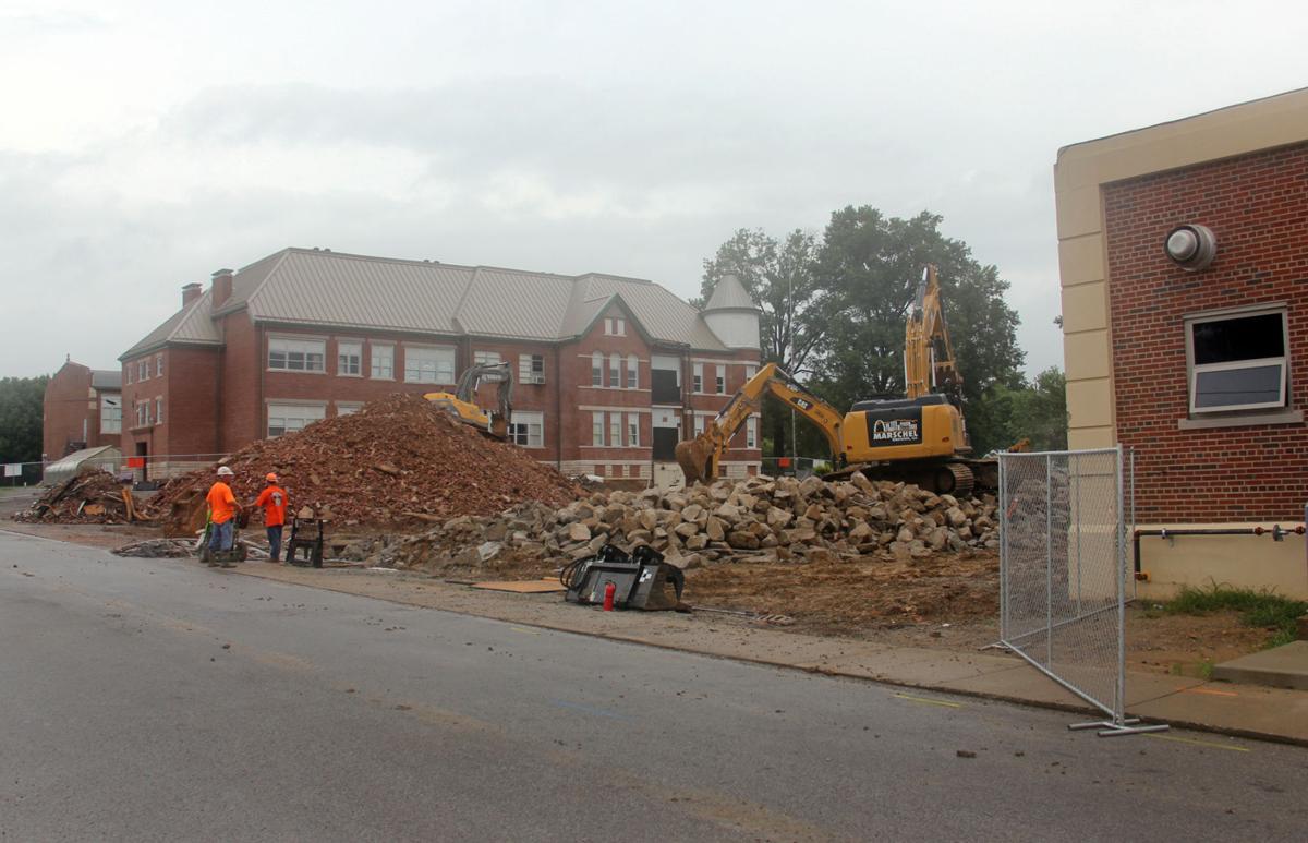 Construction at Harrisburg High School continues Harrisburg