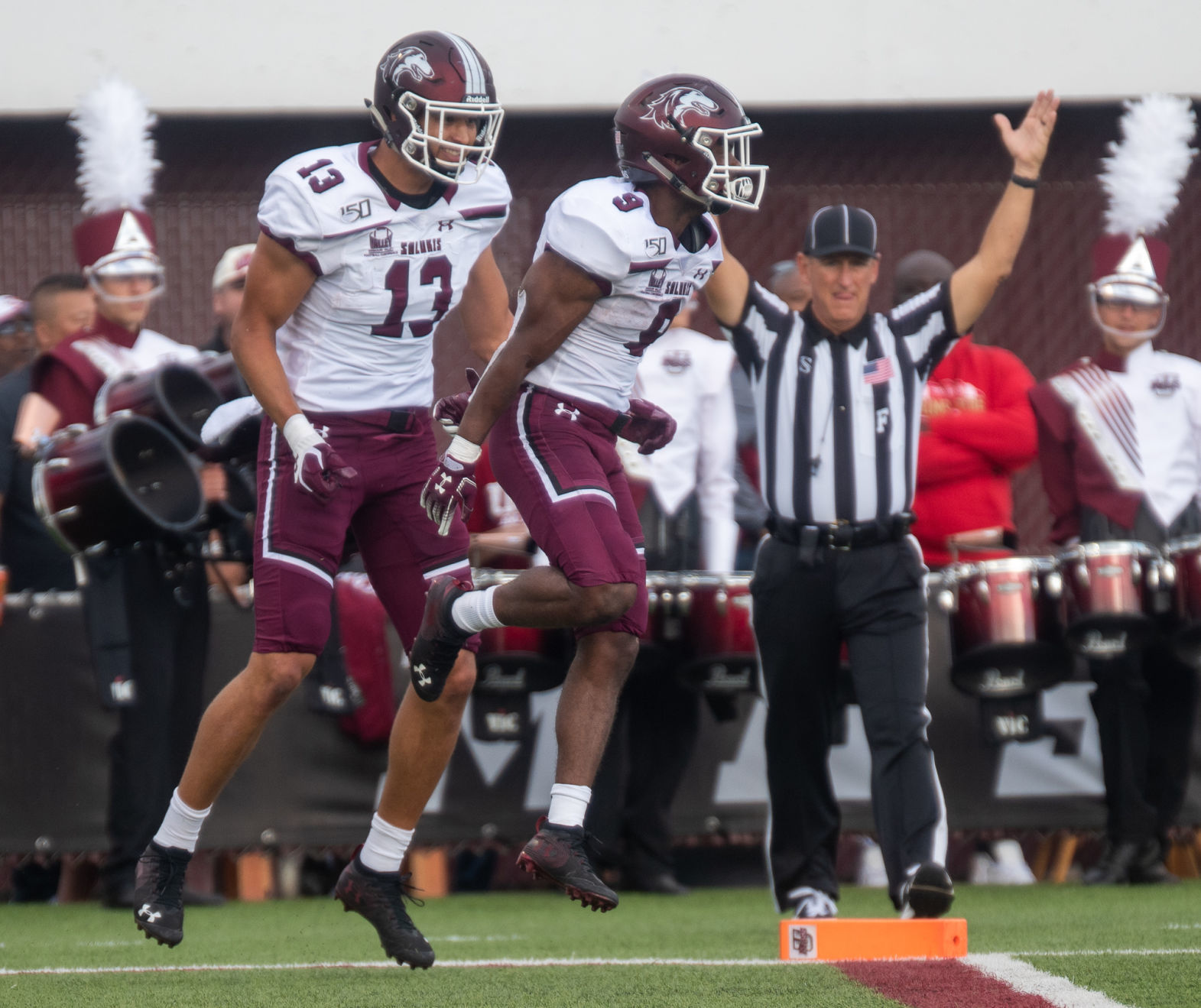 SIU Football | Williams' 3 TDs Lead SIU Past UMass, 45-20 | More ...