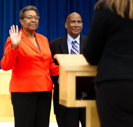 PHOTOS New Carbondale Mayor, council members officially sworn in
