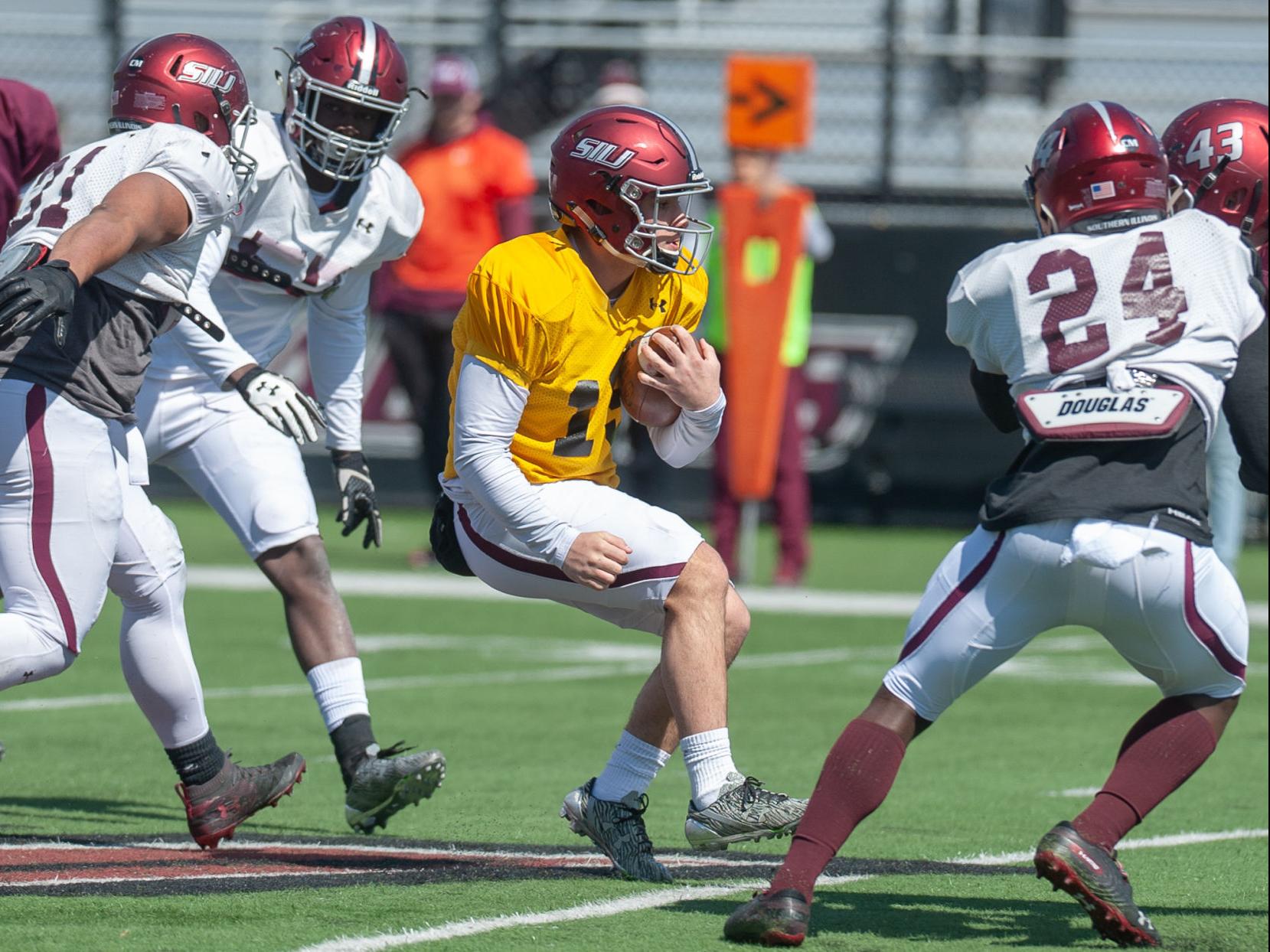Saluki Football Williams Goes For 112 Total Yards In Siu Spring Game Salukimania Thesouthern Com