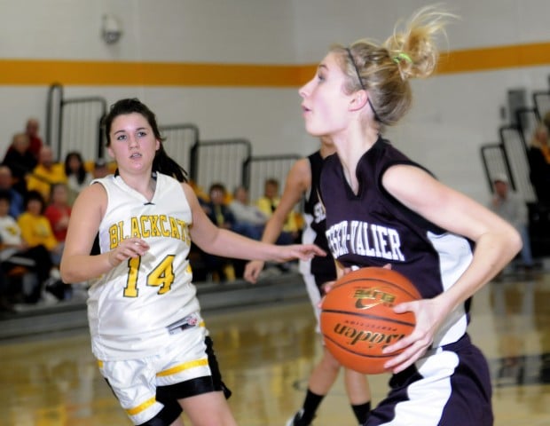 Goreville Girls Win BDC West Title