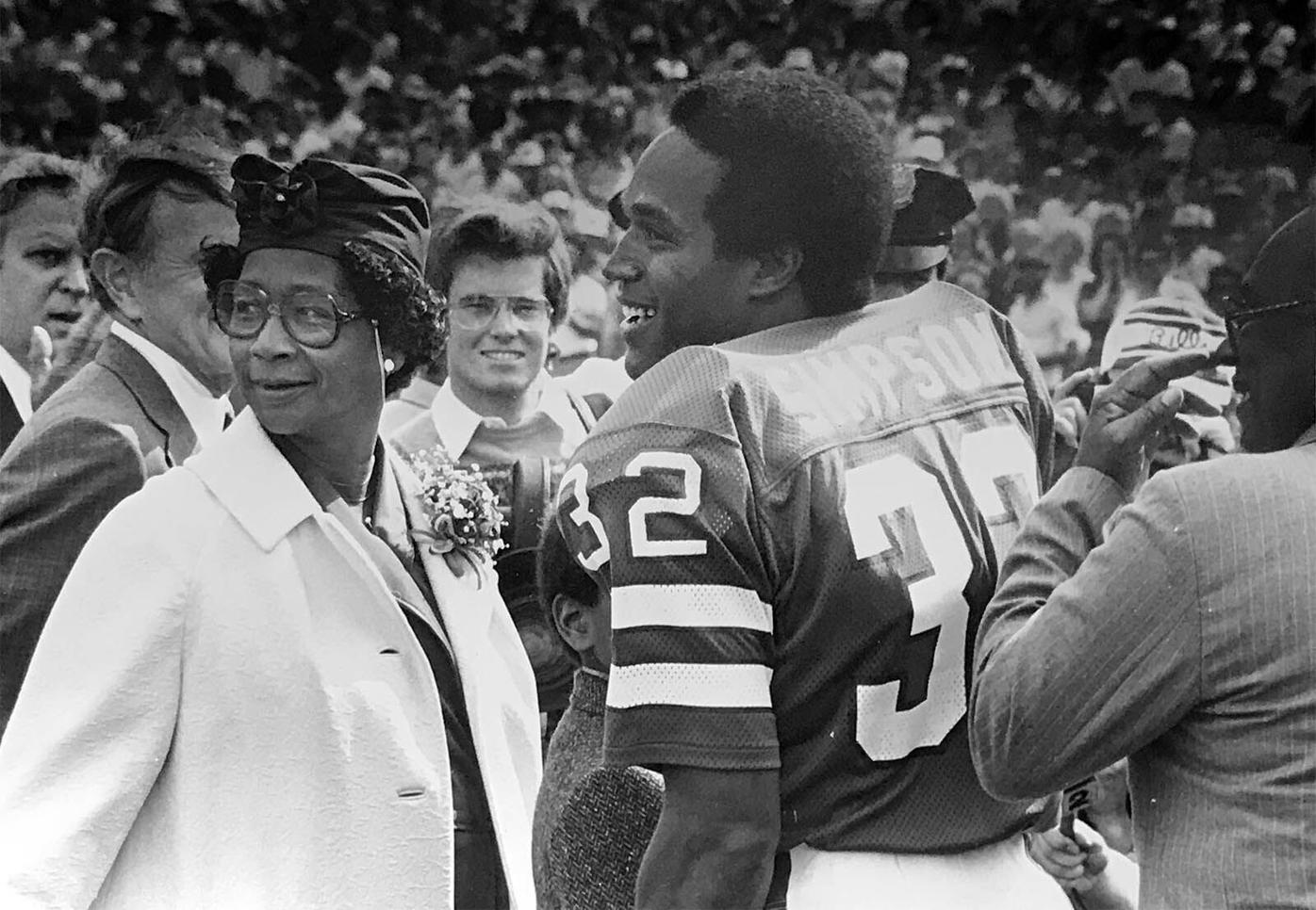 Erik Brady: Take O.J. Simpson's name off Bills Wall of Fame, and don't put  it up in new stadium | Opinion | thesouthern.com