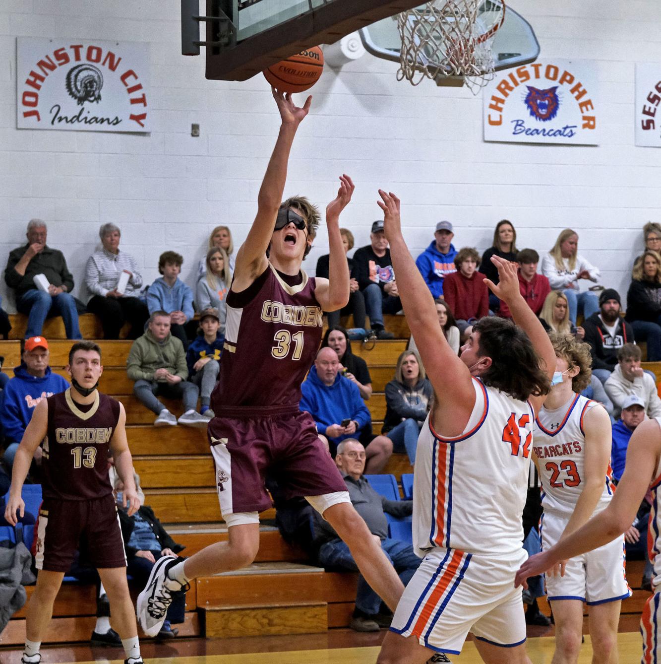 Prep Basketball Cobden's Appleknockers find success despite a