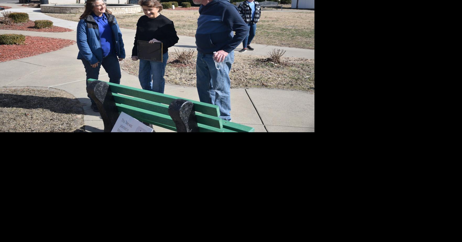 Murphysboro honors James Wells w memorial benches