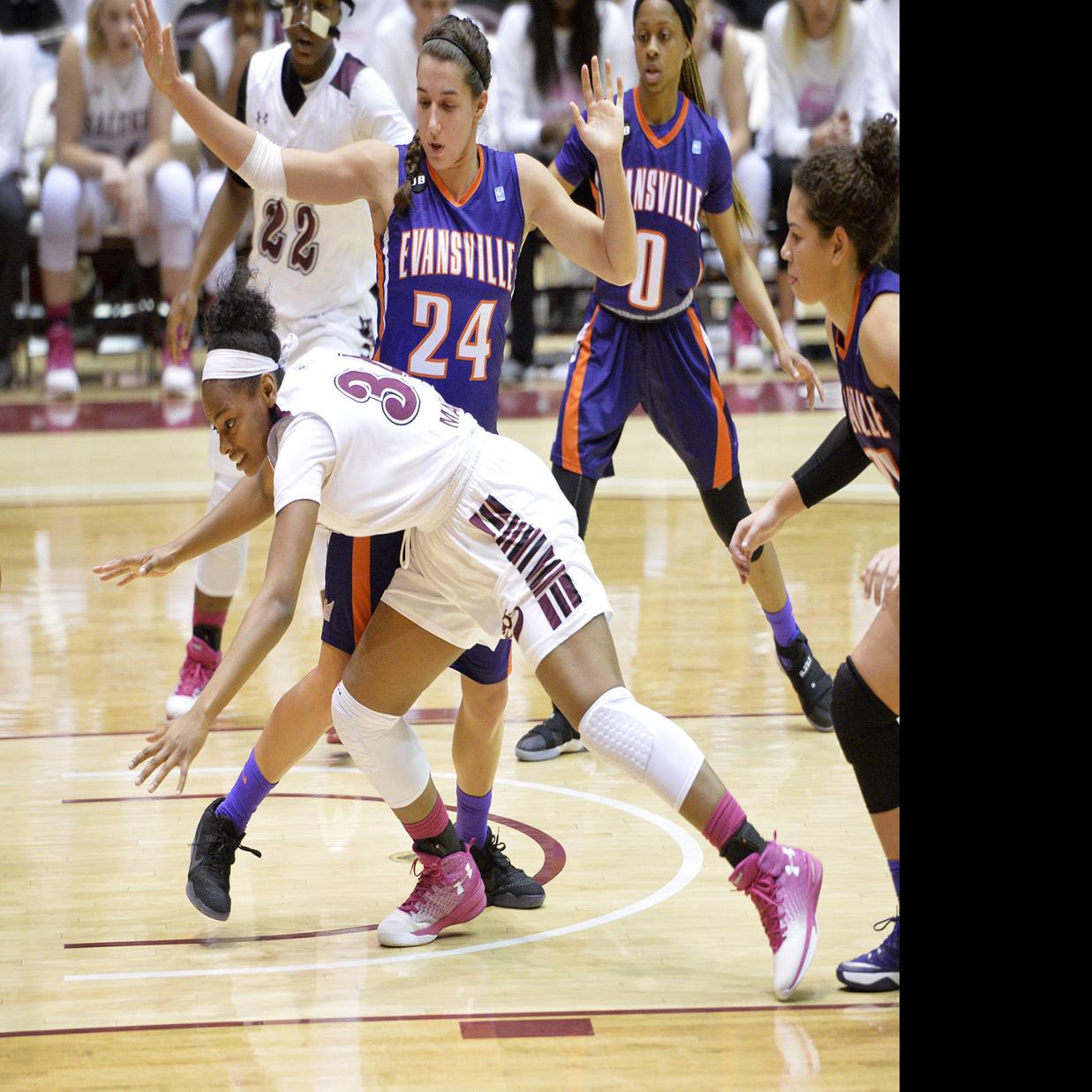 Perimeter Defense Fails As Aces Throttle Salukis Saluki Women S